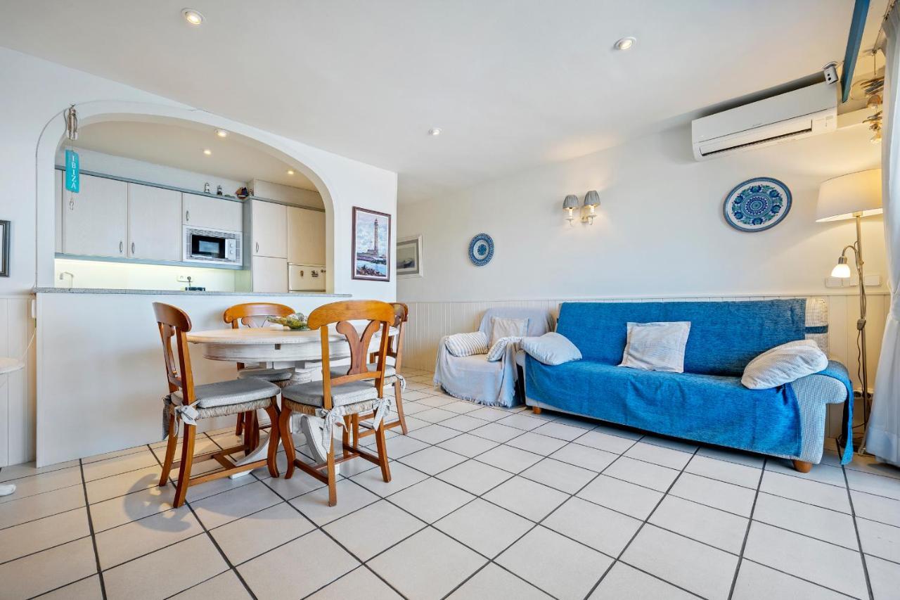 Hauzify I Apartament Capellans Салоу Экстерьер фото